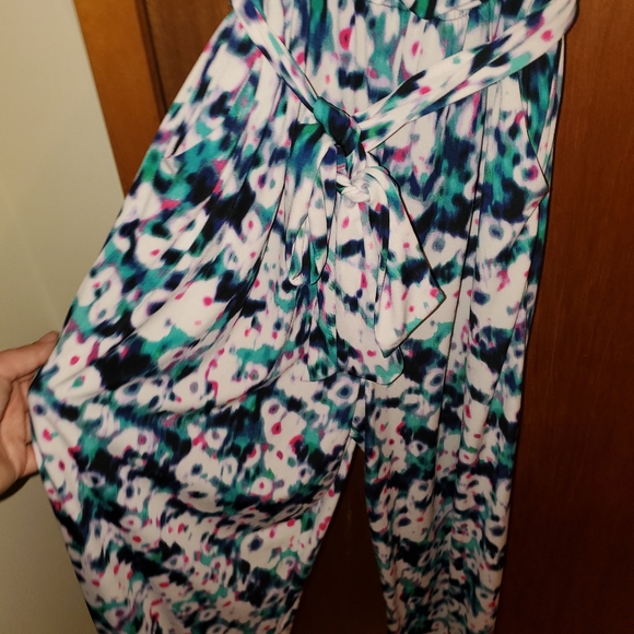 Jumpsuit - Picture 4 of 4